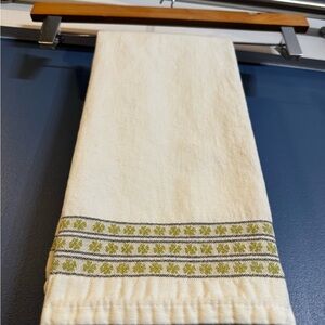 Devilla Linen Tea Towel Made in Portugal w/ Green Clover Design Excellent VTG